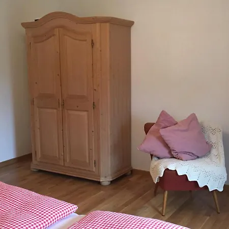 Traum-ferienwohnung Im Herzen Des Chiemgaus アパート ジークスドルフ